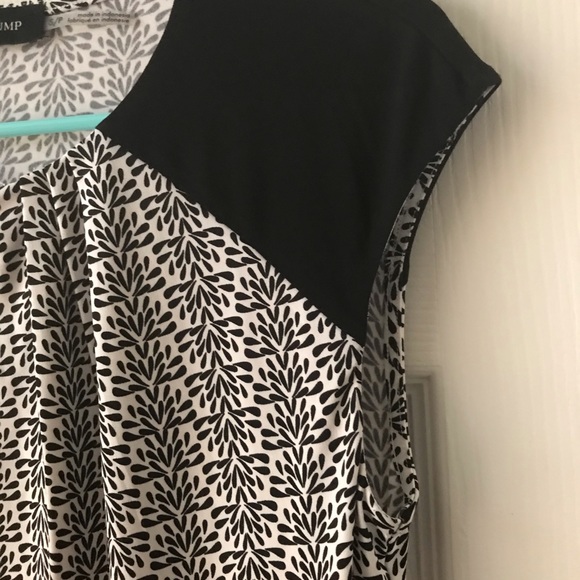 IVANKA TRUMP TOP BLACK TAN PRINT SZ SMALL - Picture 3 of 5